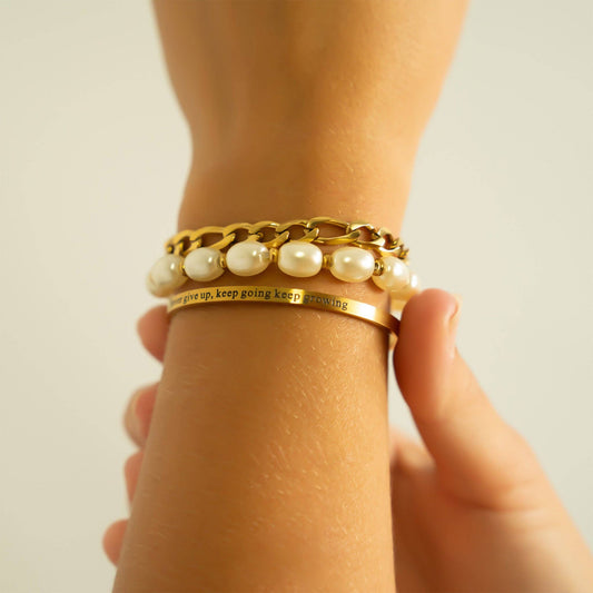 18K Gold PVD Never give up Engraved Bangle Bracelet