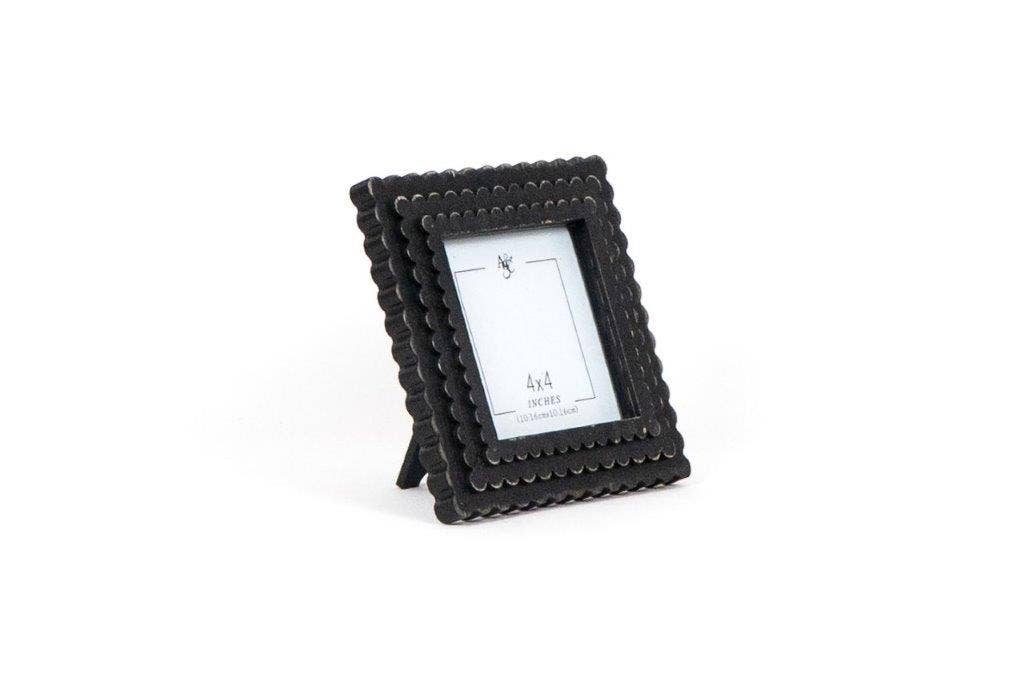 Wood SCALLOP photo frame for 4x4 pic-Black