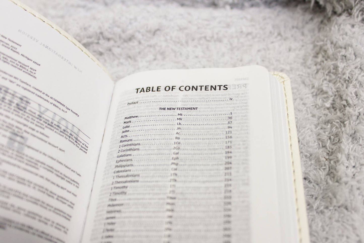 NIV Tiny Testament Bible New Testament Leathersoft Blue