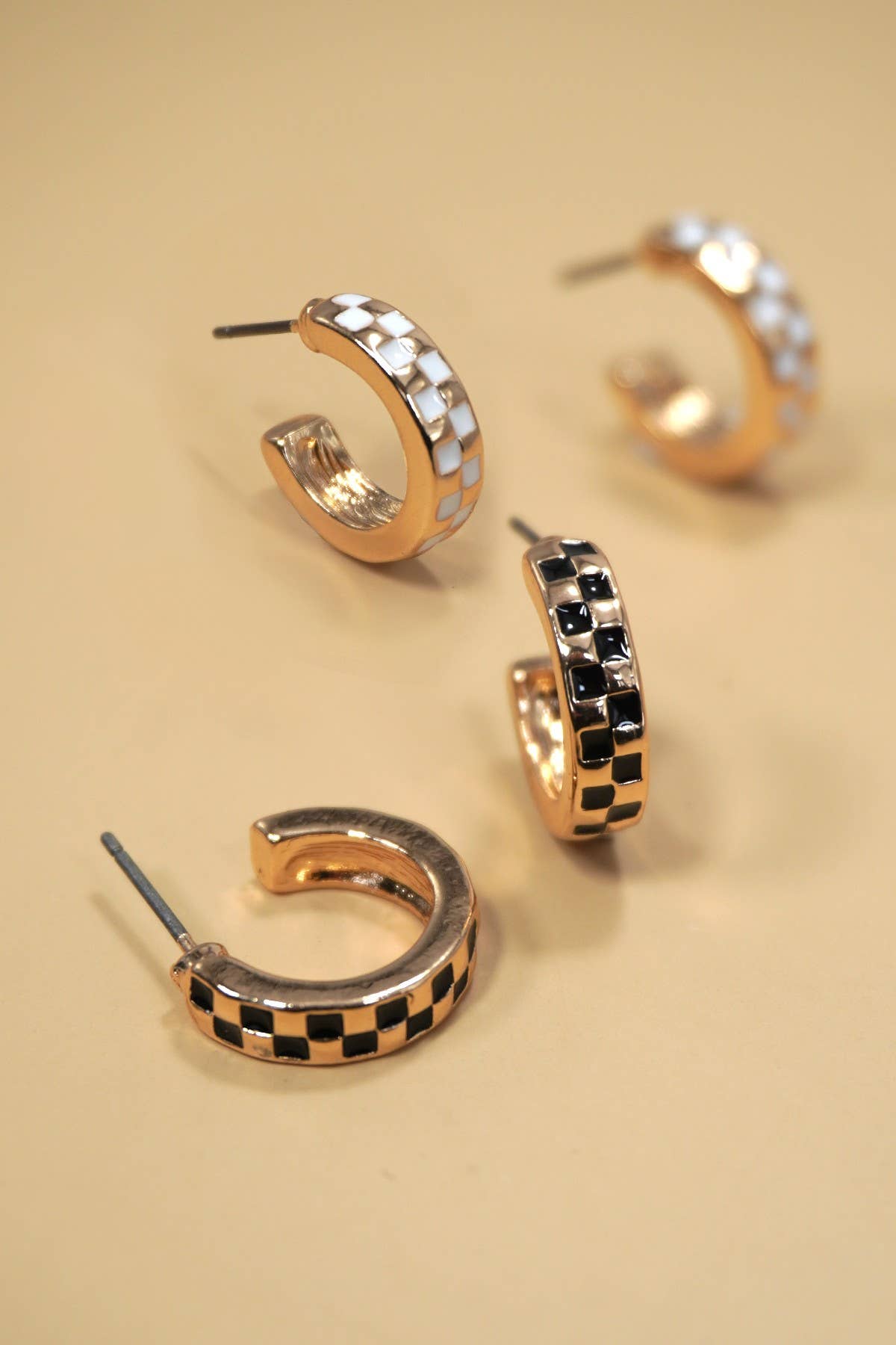 Magnolia MINI CHECKER HOOP HUGGIE EARRINGS