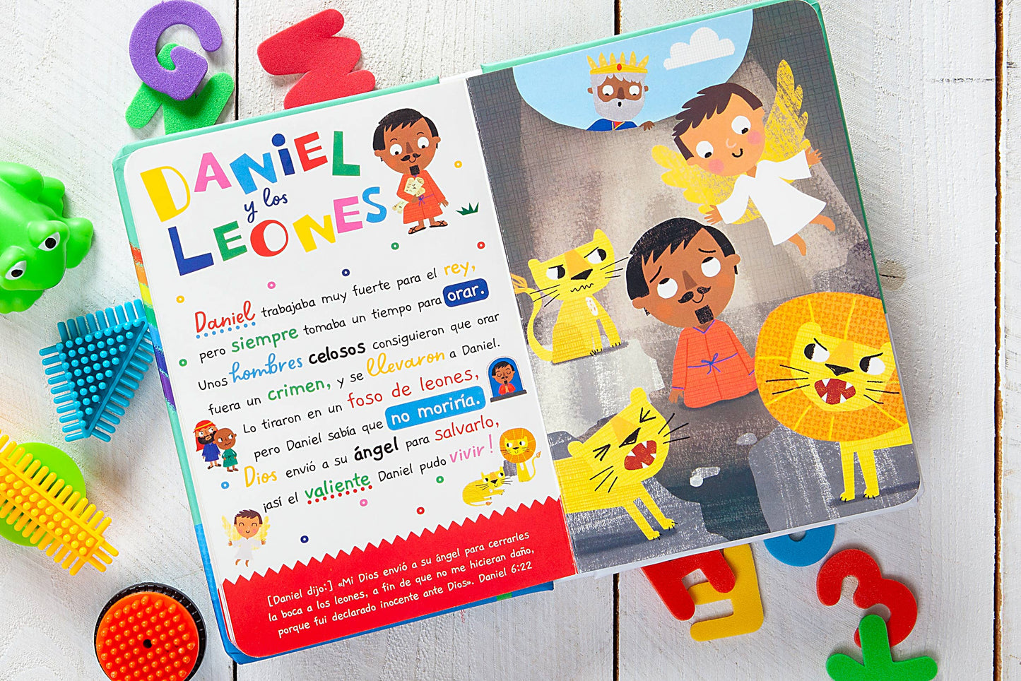 Mi primera Biblia para pequeñitos (Spanish Toddler Bible)