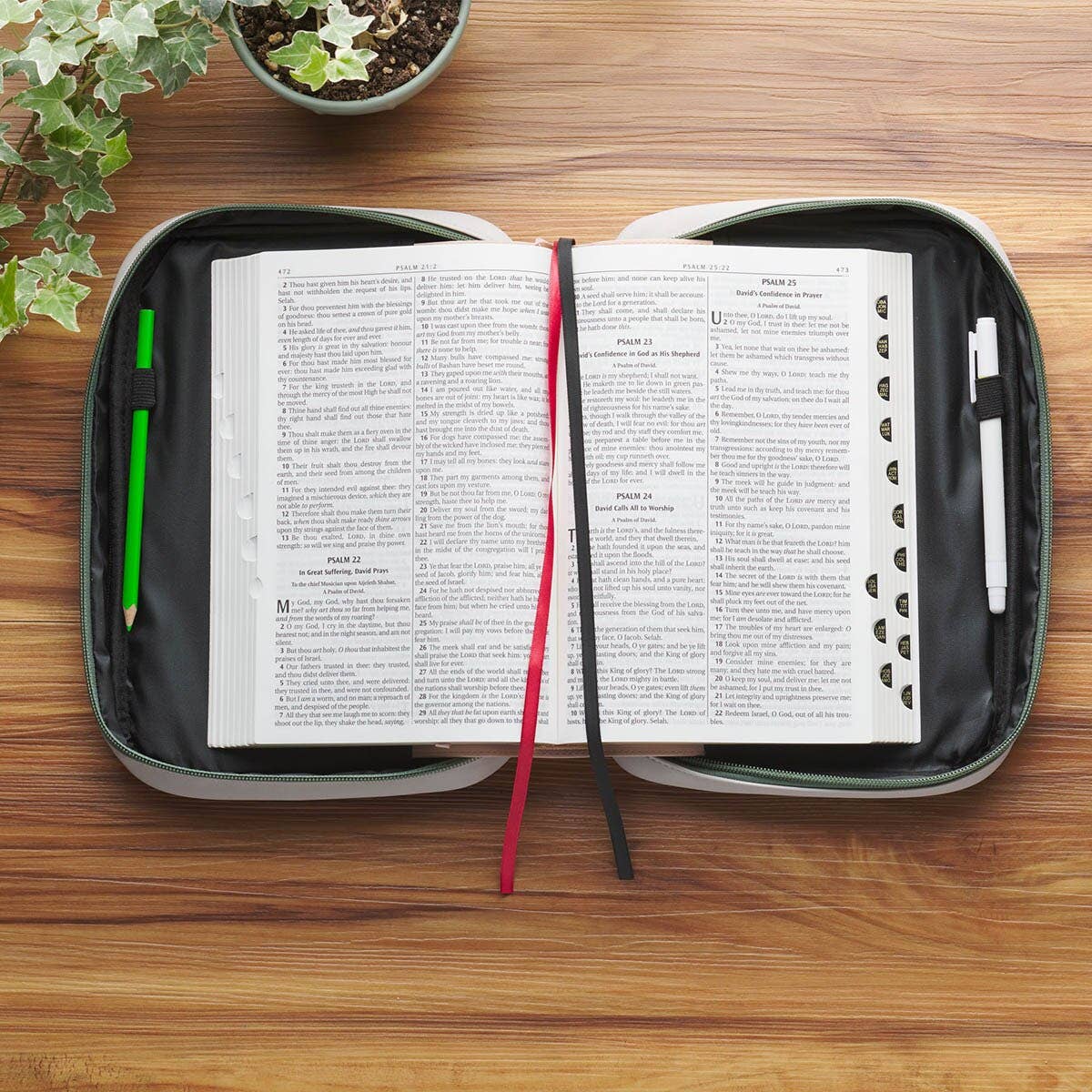 Bible Cover Fashion Green Floral He Restores My Soul Ps 23:3