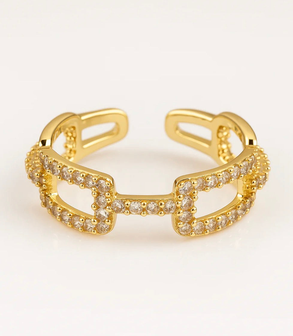 Luxe Link Radiance Ring